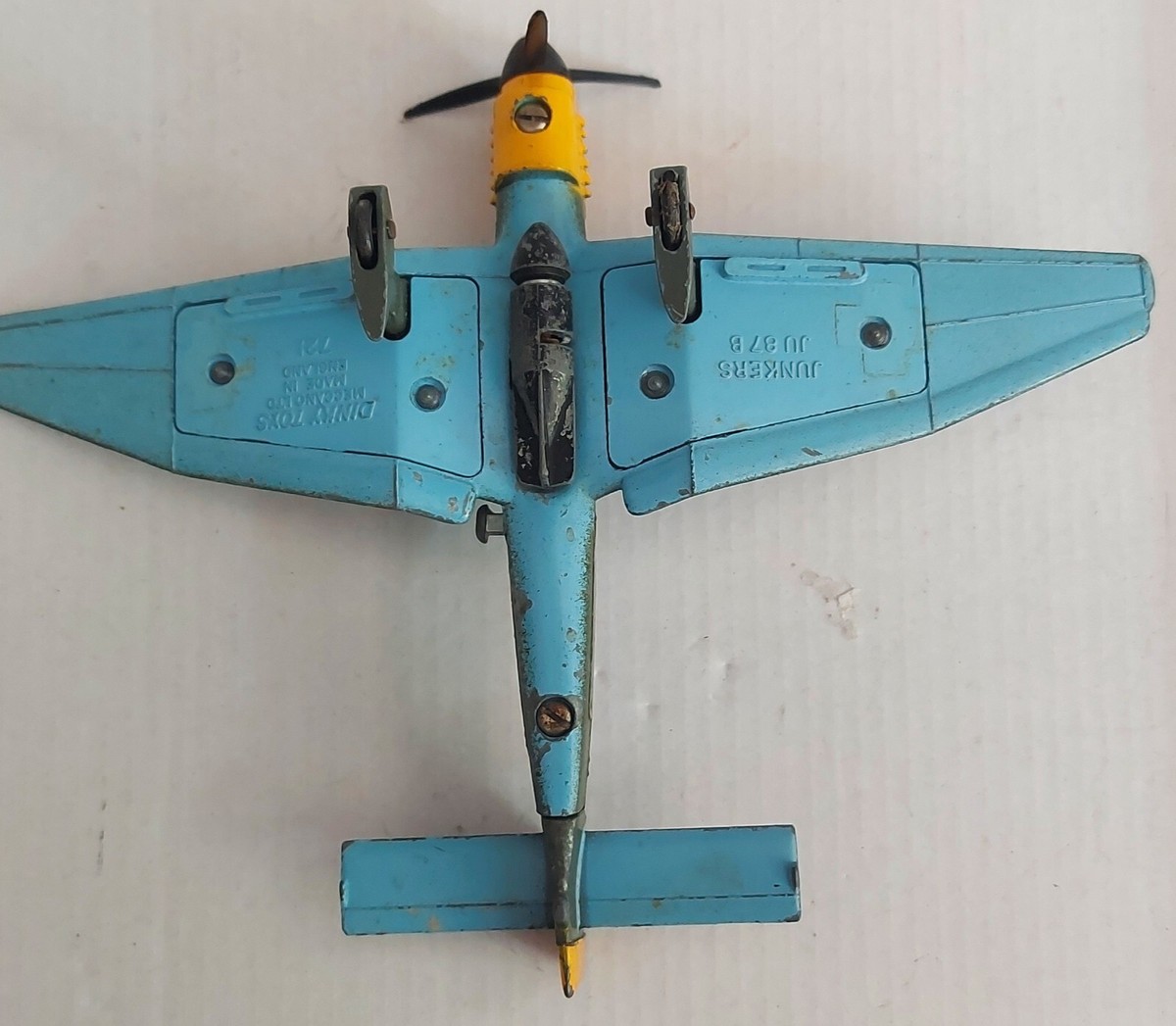 Dinky Toys Flugzeug Beechcraft C55 Baron No 715 inkl. OV (Neu (gemäss
