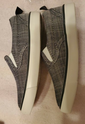 Gap Kids Toddler Boy Slip On Loafer Sneaker Gray White Size 7- NEW WithTags - Picture 5 of 6