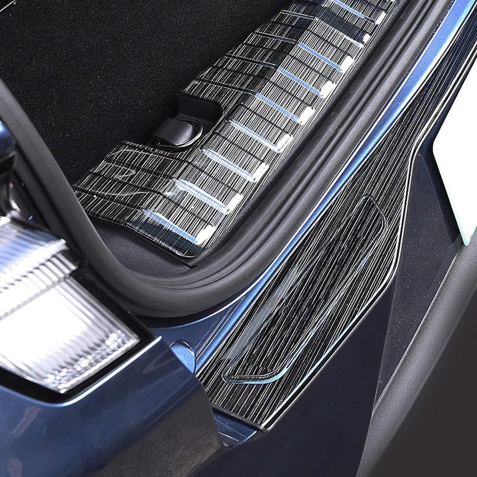 Protector de parachoques trasero interior y exterior negro para Ford Mustang Mach-E 2021-2024 Foto 4 de 4