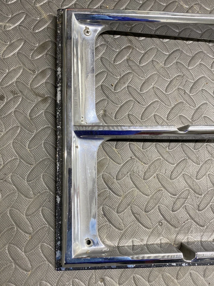 Dodge 1979-1985 tamaño completo Ram Van B150 B250 B350 faros bisel lado izquierdo Foto 4 de 4