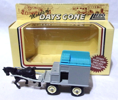KKar LLedo - Days Gone - DG2 - Horse Drawn Milk Float - Gray - SAMPLE - DG Base