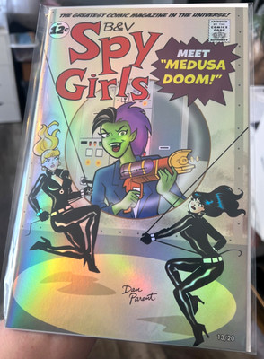 Betty & Veronica Spy Girls FOIL Dan Parent Variant LTD 20 Archie Medusa Doom
