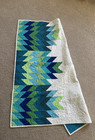 Baby Quilt Hand Quilted Machine Sewn TEAL GREEN WHITE 45x41" Double sided UNUSED — photo 4