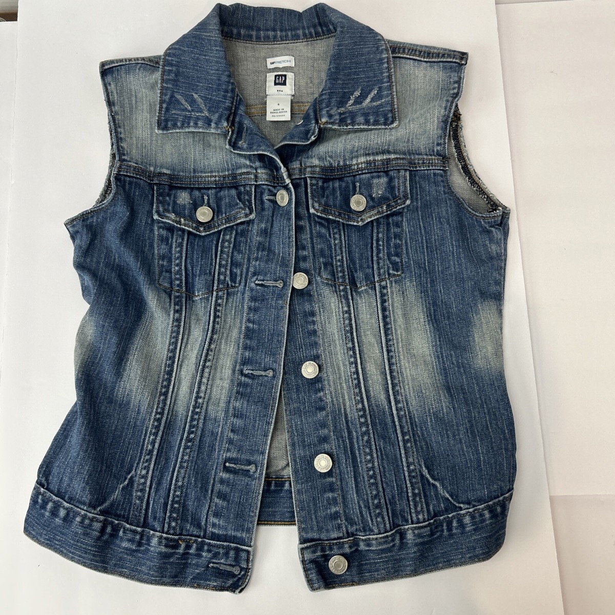 Gap Women's Button-Up Jean Vest Size Small Blue With Distressing