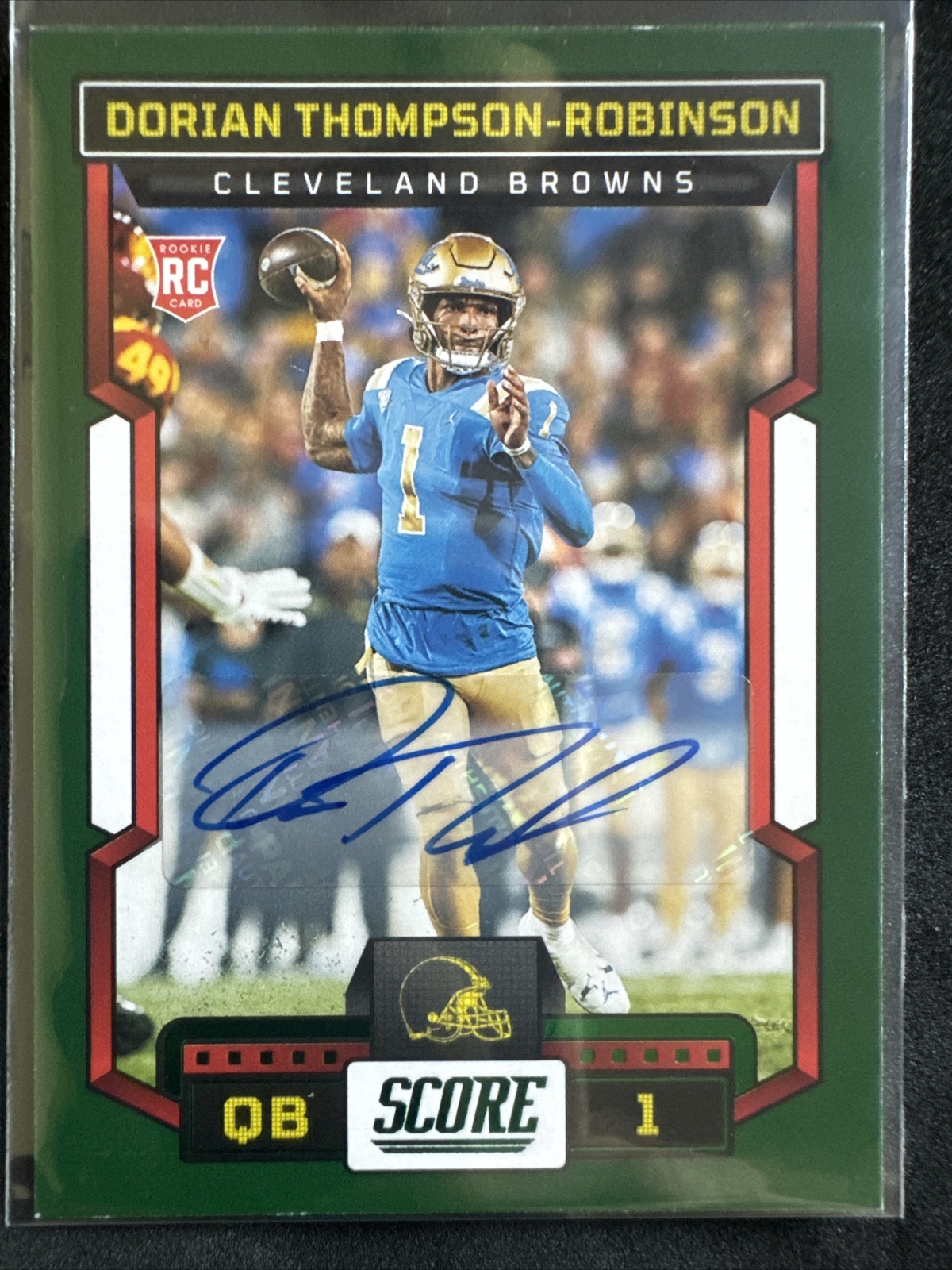 2023 Score - Rookies Green Signatures #314 Dorian Thompson-Robinson (AU, RC)