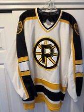 Vintage CCM Providence Bruins White Bear Hockey Jersey Men’s Large Light Wear