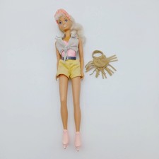 Skating Doll Cindy 1994 Hasbro With Extra Cloth COUNTRY GIRL & purse genuine