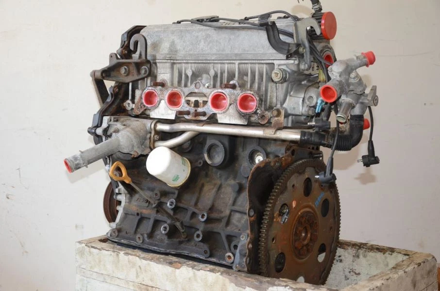 1992-1993 Toyota MR2 2.2L RWD Engine Assembly *IT NEEDS REBUILT* SEE NOTES Foto 3 de 4
