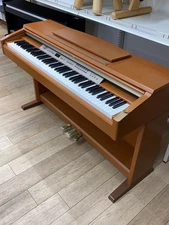 Yamaha Electronic Piano Ydp-223c Used
