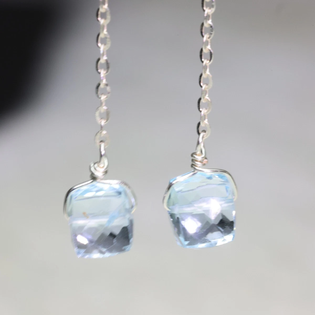 Boucles D'oreilles En Argent Plaqué Or Avec Topaze Bleue Briolette - Marque ROSEMIMOSA - Neuf Avec étiquettes