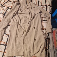 Banana Republic Beige Trench Style Coat Size Medium