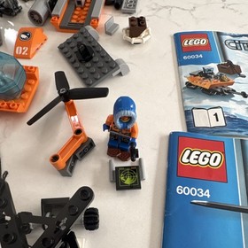 LEGO City Arctic Helicrane 60034 Complete Set with Instruction Manuals