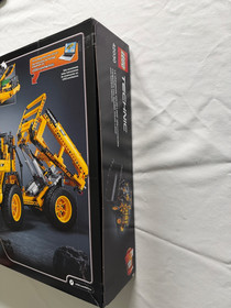 Lego Technic Remote Controlled Volvo L350F Wheel Loader 42030