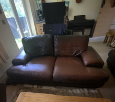 2 matching Brown Leather 2 Seater Sofa Padded Arms Solid Plain 175x100x85cm