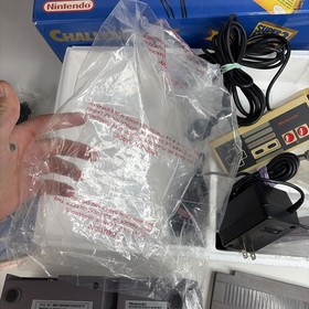 NES Nintendo Entertainment System Console Challenge Set CIB Box W Mario 3
