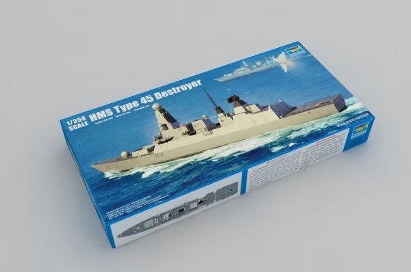 Trumpeter 04550 1:350th scale HMS Type 45 Destroyer Daring -class