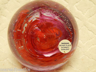 VTG CAITHNESS SCOTLAND JOURNEY RED ABSTRACT ROUND PAPERWEIGHT