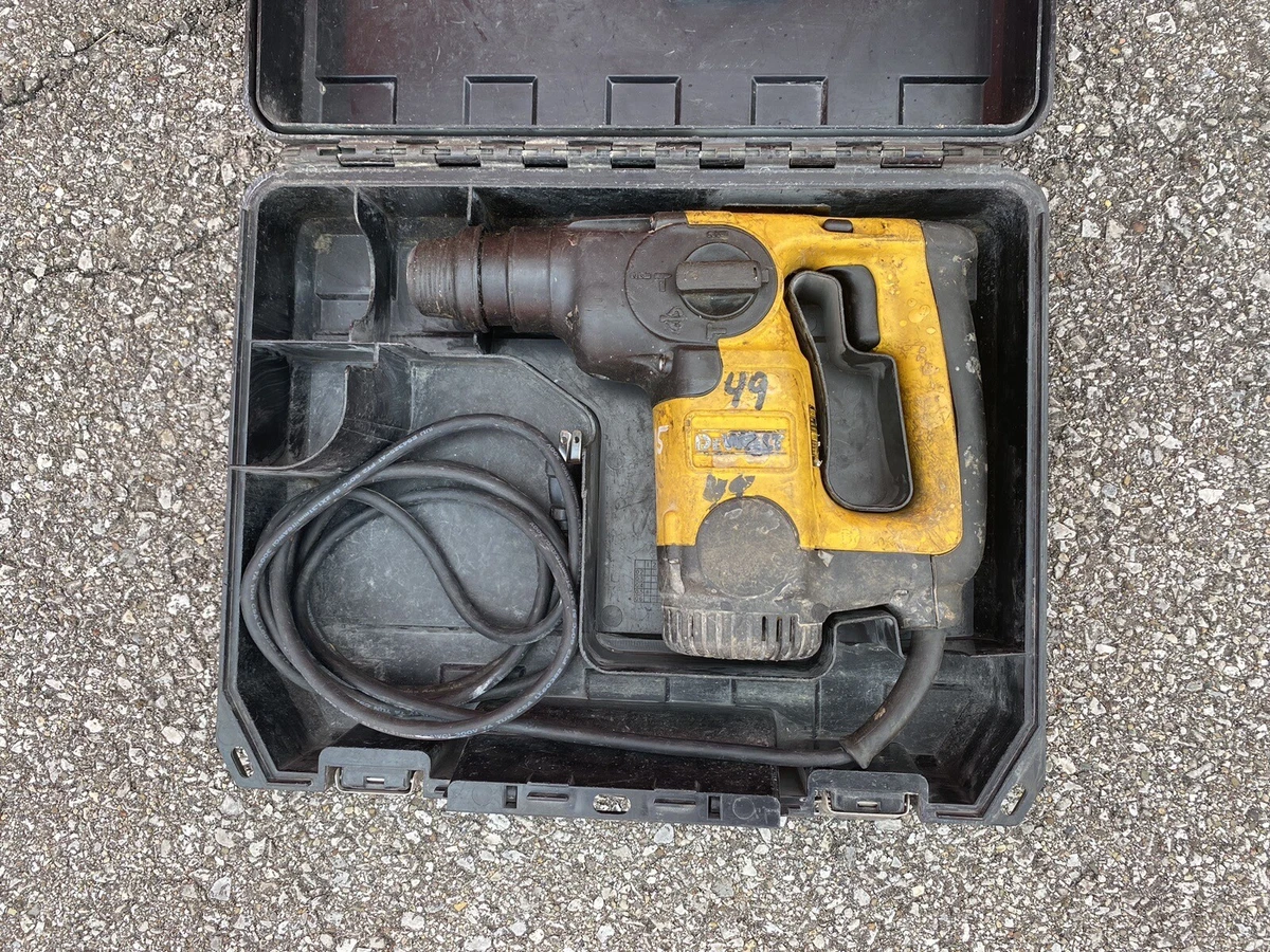 Dewalt d25303 cheap rotary hammer drill