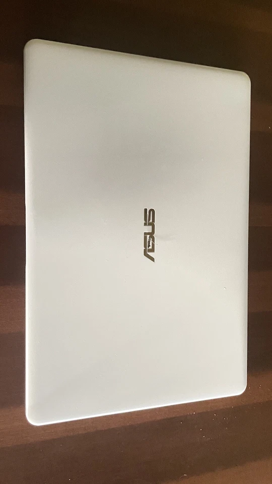 asus vivobook bianco - Immagine 2 di 3