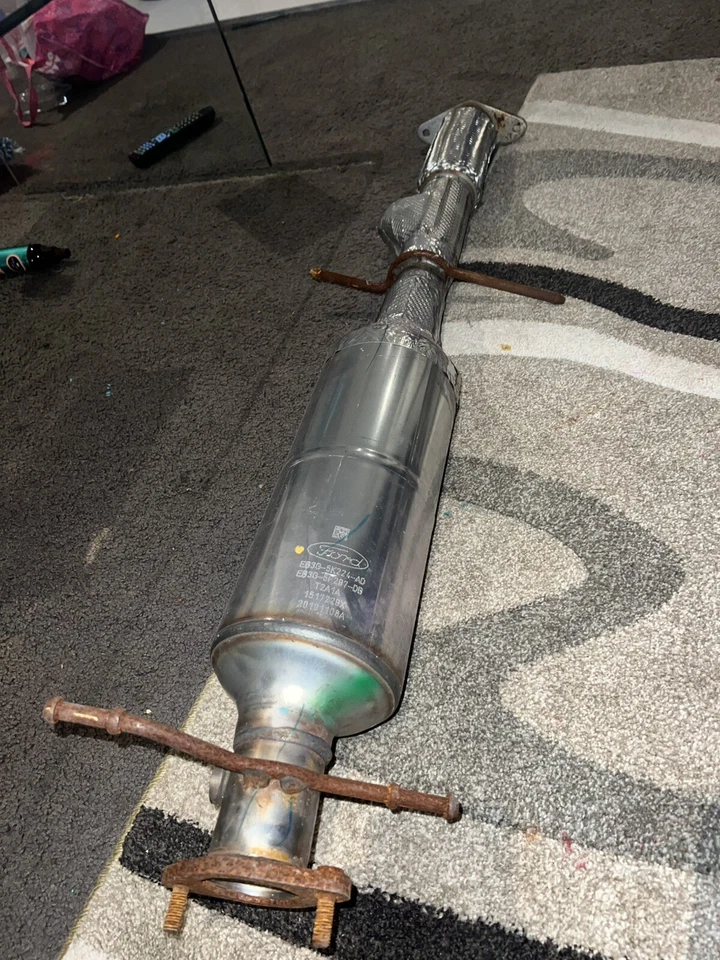 Ford Catalytic Converter Genuine Part - Image 2 of 4