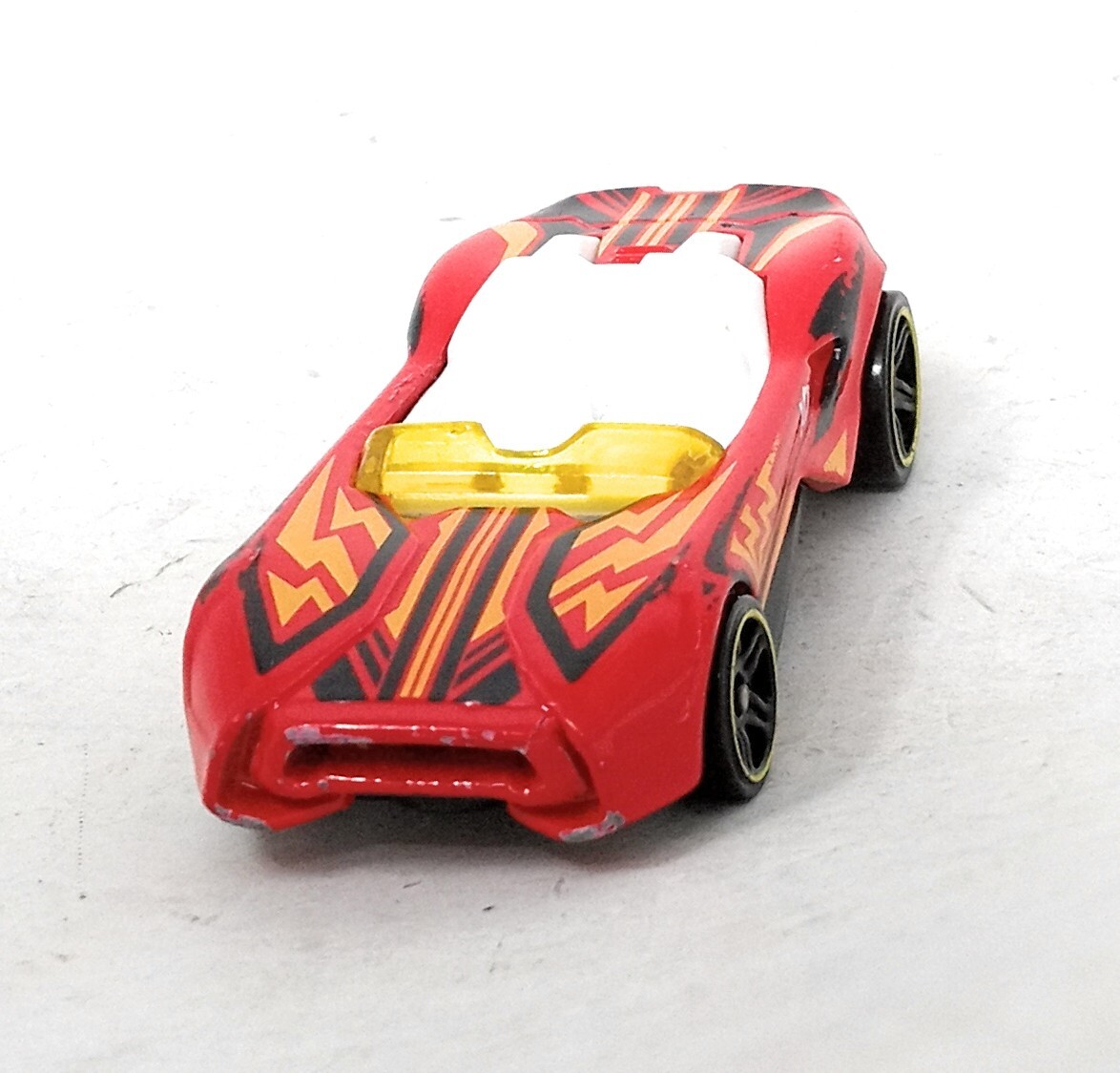 #10 Red Hot Wheels Carbonic 