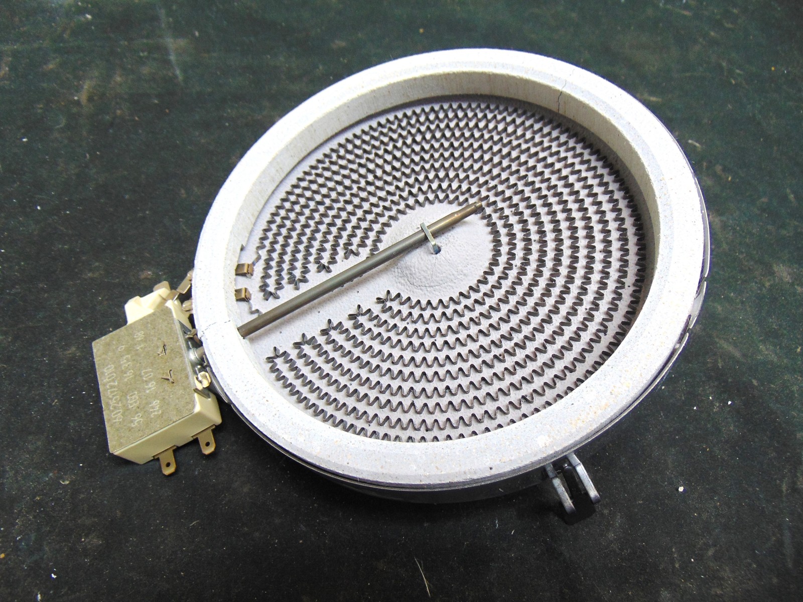 Amana Electric Range AER6303MFS0 Radiant Heating Element Burner WP318178110