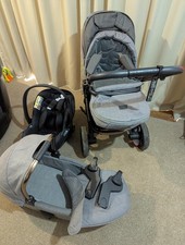 Mamas and Papas Signature Edition Pram & carrycot & cloud Z - I chair bundle