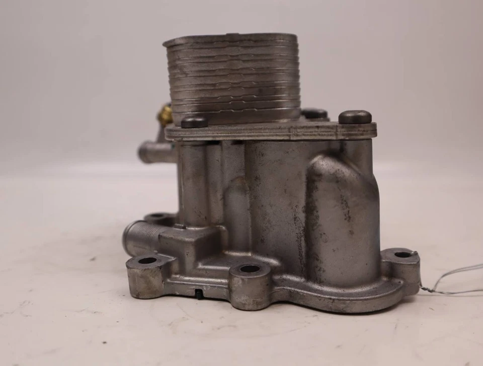 Support filtre a huile occasion PEUGEOT 3008 II Phase 2 -  1.6i EHR 180ch - - Photo 3/4