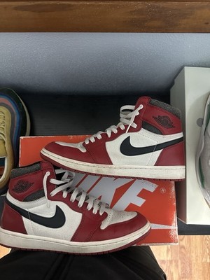 Air Jordan 1 Retro High OG Size 10 Chicago