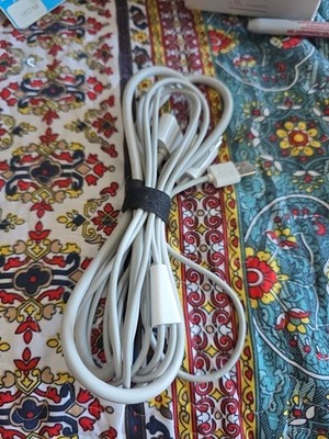 iPod to TV Composite. Video Cable and Charger. Griffin Brand. New