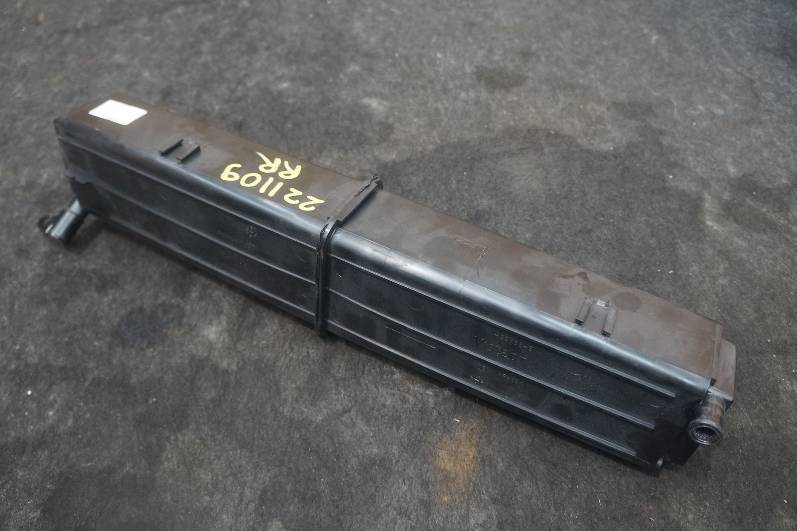 Fuel Tank Charcoal Canister 4G43-9D653-AA OEM Aston Martin V8 Vantage 2006