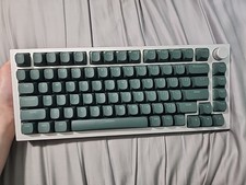 Glorious GMMK Pro Gateron Milky Yellows Green Keycaps AS IS READ DESCRIPTION