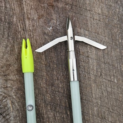 Bow Fishing Arrow White Shaft  Metal  Broadhead