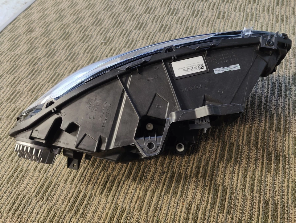 Volvo V90 S90 2017 2018 izquierdo conductor faro LED flexión activa 31446498 OEM Foto 2 de 4