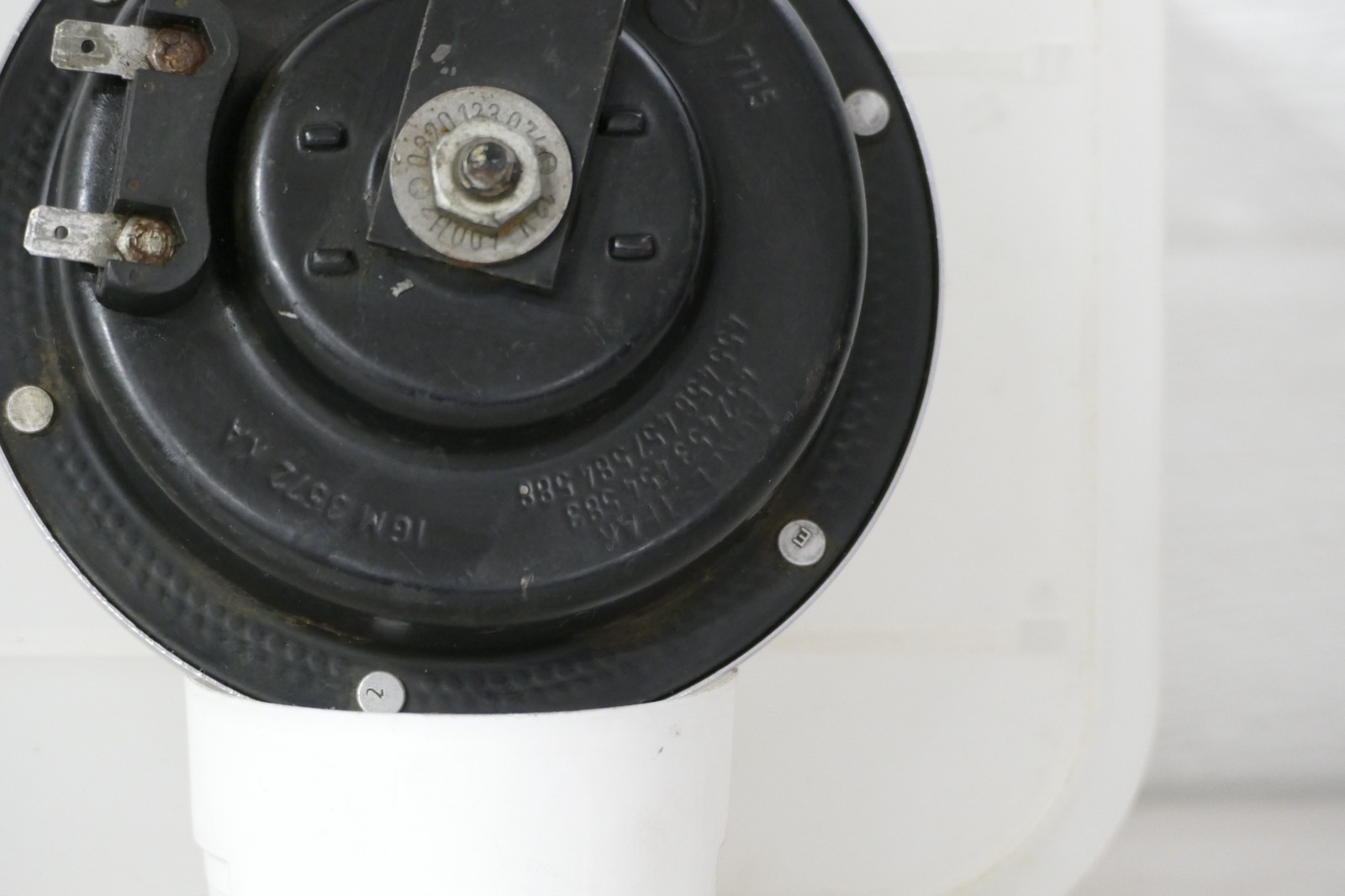 BMW Original Airhead Bosch 5" Horn Chrome Face with Mounting Bracket