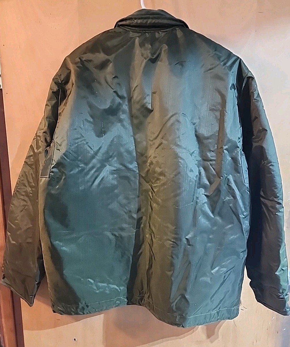 Vintage US Military Jacket Large Extreme Cold Weather Impermeable Heavy Duty