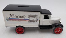 Ertl 2989 1931 Hawkeye Motor Truck Allen Vehicle Bank Die-Cast Metal