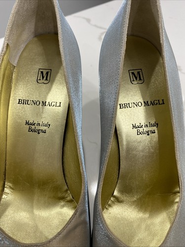 Bruno Magli Made In Italy Gold Silky Satin Pumps Formal Heels Size A A 7 - Picture 5 of 15