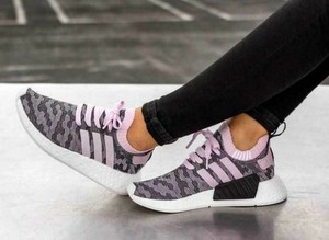 nmd r2 pink