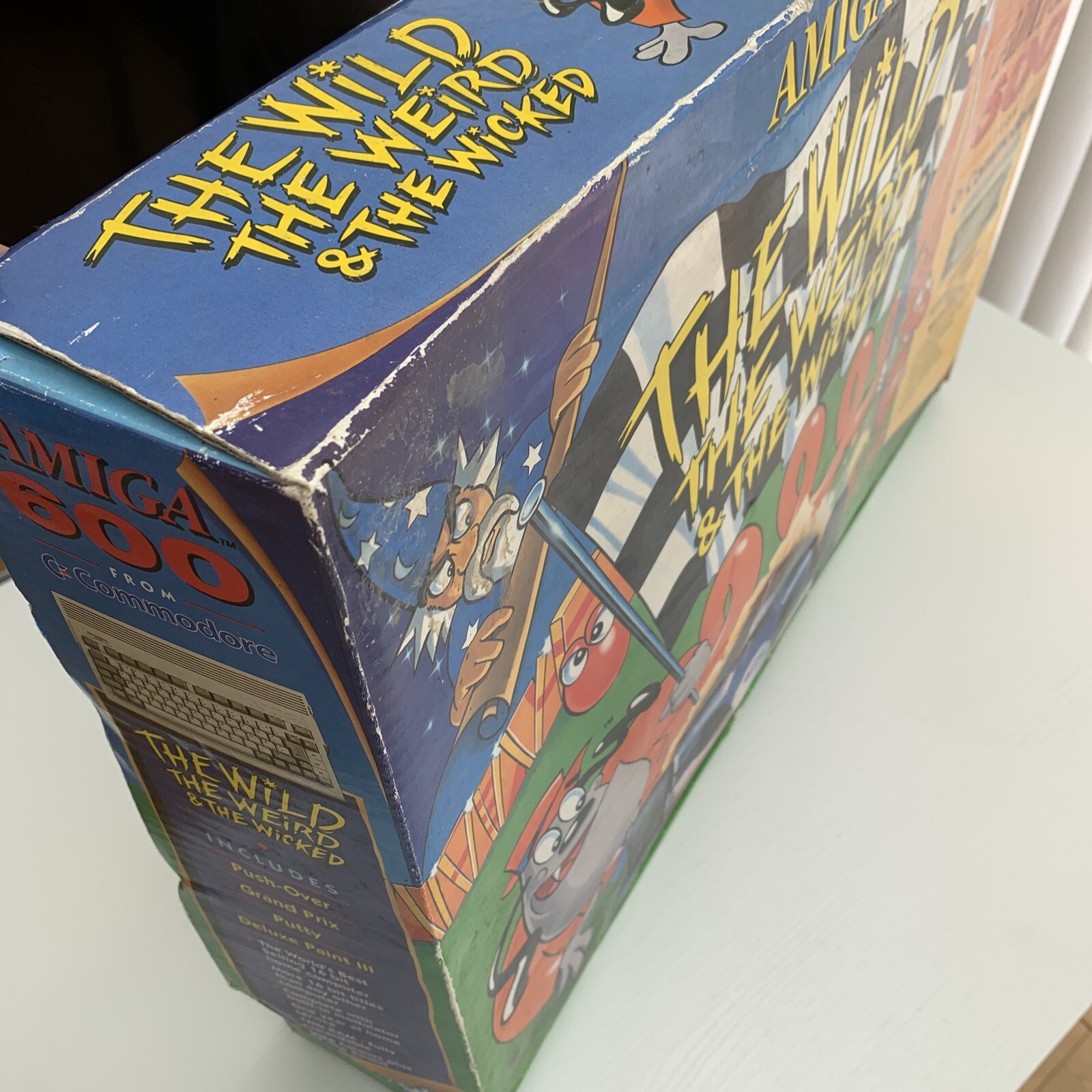 Commodore Amiga 600 - Fully Boxed Original Condition - Factory sealed! CLEAN A+ - Picture 22 of 23