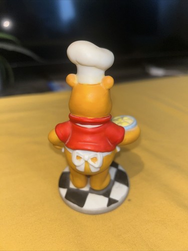 Disney Winnie The Pooh Chef Panadero, Sombrero, Delantal y Cuenco Estatuilla de Cerámica Sri Lanka ✅ - Imagen 2 de 4