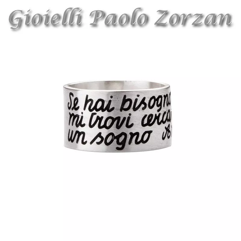Anello a fascia ink Vasco Rossi in argento Se hai bisogno e non mi