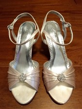 Michelangelo David's Bridal Eclaire Dyeable Wedding shoes women's size 7.5