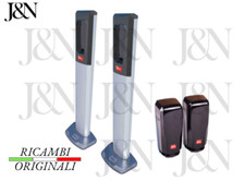 R400009 KIT COPPIA DI COLONNINE PHP + COPPIA DI FOTOCELLULA COMPACTA BFT 2611783