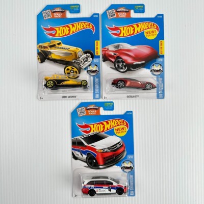 3x Hot Wheels HW Showroom - 2015 - Brand New