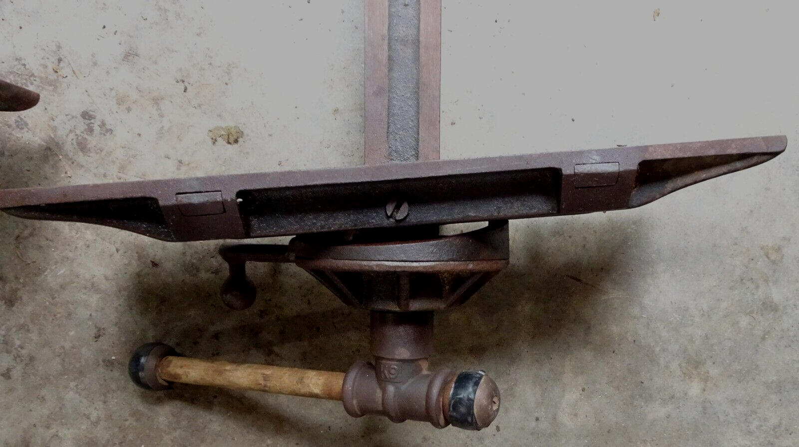 2 Antique Emmert Pattern Makers Wood Workers Vise eBay