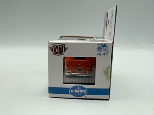 M2 Machines EMPI 1960 Volkswagen VW Shorty Delivery Van, Orange, R60, 1:64, NIB - Picture 11 of 12