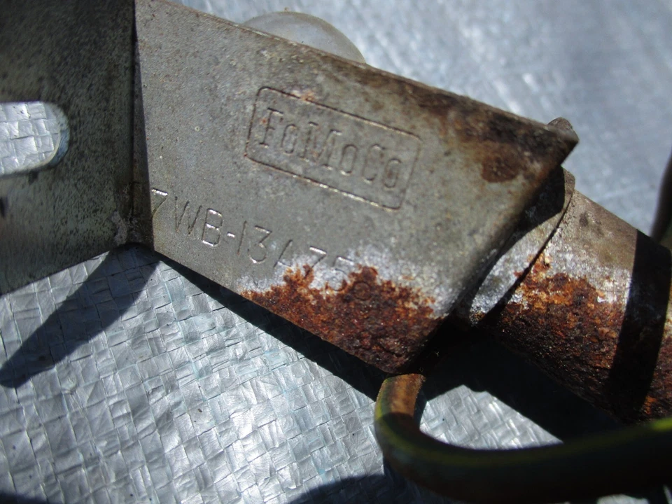 Mercury Cougar XR7 1967 1968 luz de maletero original de fábrica FOMOCO 67-68, ¿Mustang? Foto 3 de 3