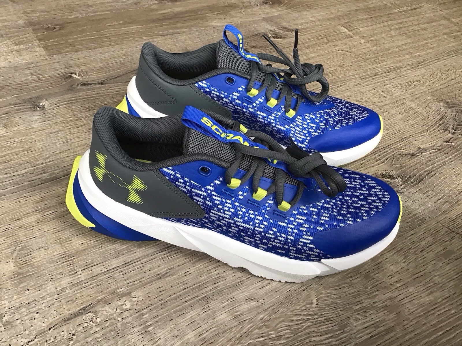 Under Armour Boys Youth Size 6 6Y Scramjet 5 GS Running Shoe