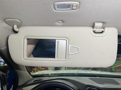 Used Left Sun Visor fits: 2014 Hyundai Santa fe roof illuminated LWB w/sunroof L